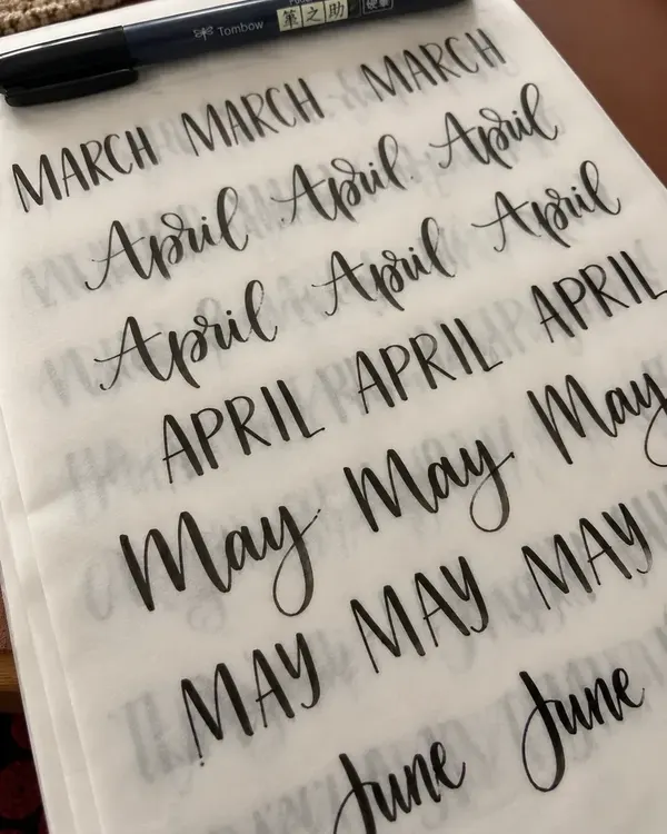 Brushpen lettering: názvy měsíců March, April, May a June psané Tombow Fudenosuke